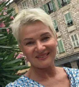 Izabella PALETSKA-SAVATOFSKI